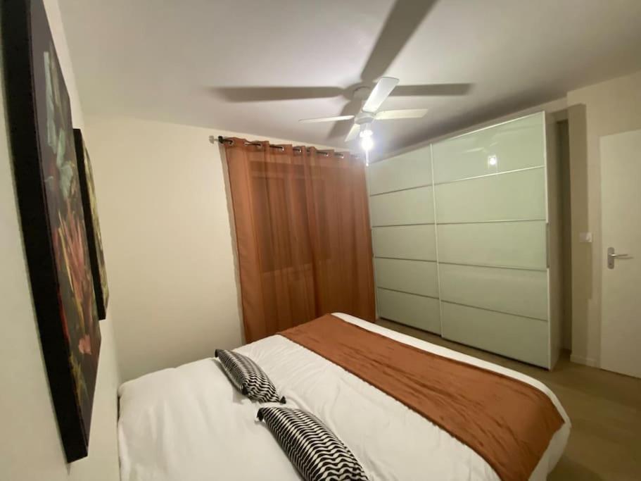 Appartement T2 Spacieux Et Equipe Mions Dış mekan fotoğraf